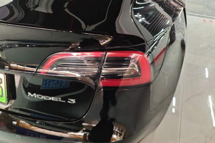 Used Tesla Model 3 2022 Rear-Wheel-Drive Version Exterior 3