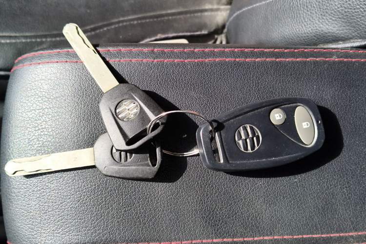 Used Everus S1 2014 1.3L Automatic Comfort Edition
