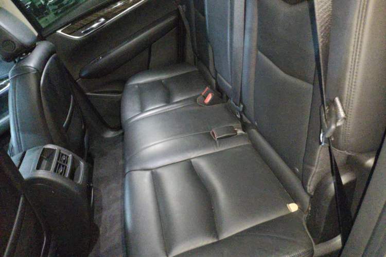 Used Cadillac XT5 2018 25T Luxury Model