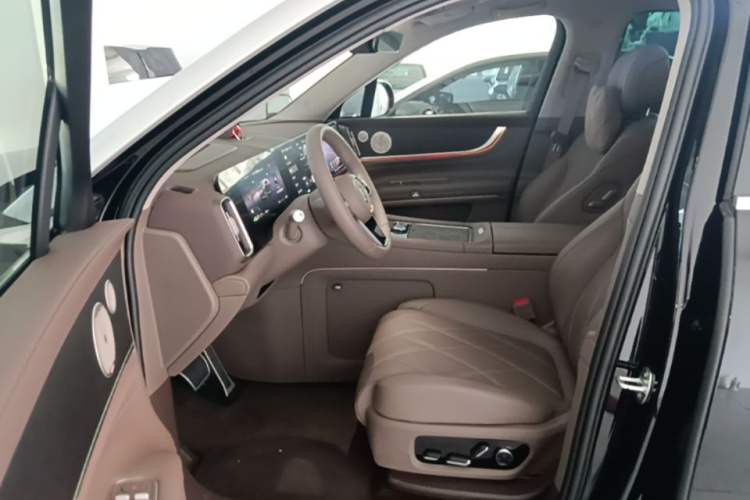 Used Hima AITO M9 2025 Extended-Range Ultra Version 52 kWh 5-Seater Edition
