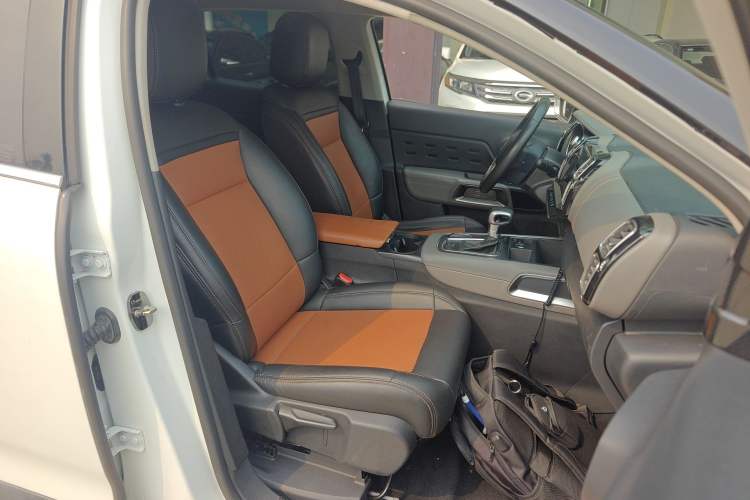 Used Citroen C5 AIRCROSS 2017 350THP Fashion Edition Right Front Seat