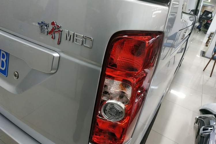 Used Chana Ruixing M60 2023 1.5L GDI Comfort-Class Passenger Vehicle 6/7 Seats
