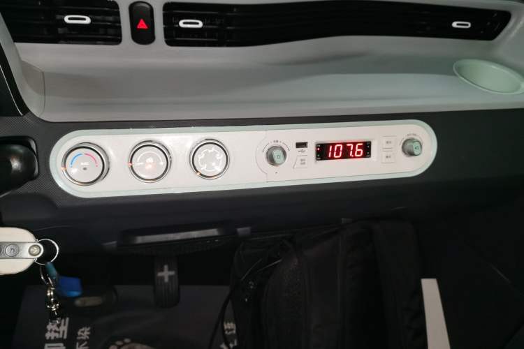 Used Wuling Hongguang MINIEV 2022 Macaron Premium Model – Lithium Iron Phosphate
