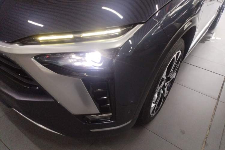 Used Nio ES8 2020 580 km Range Signature Edition Six-Seater Version Left Front Headlight