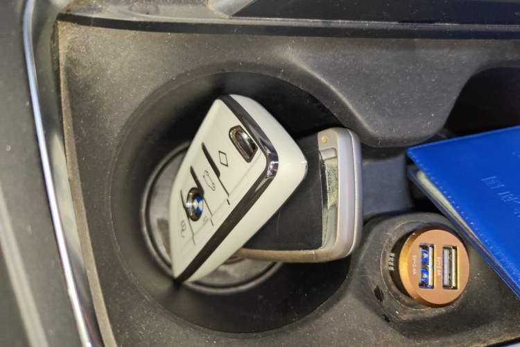 Used BMW 3 Series 2017 318Li Fashion Model Vehicle Key