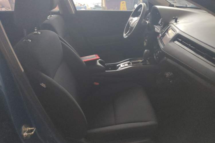 Used Honda Vezel 2015 1.5L CVT two-wheel drive Comfort trim