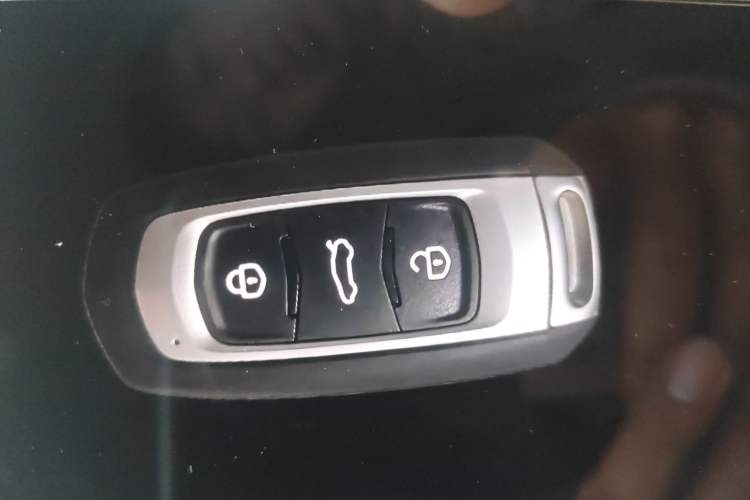 Used Geely Auto Emgrand 2018 1.5L CVT Luxury Model Vehicle Key