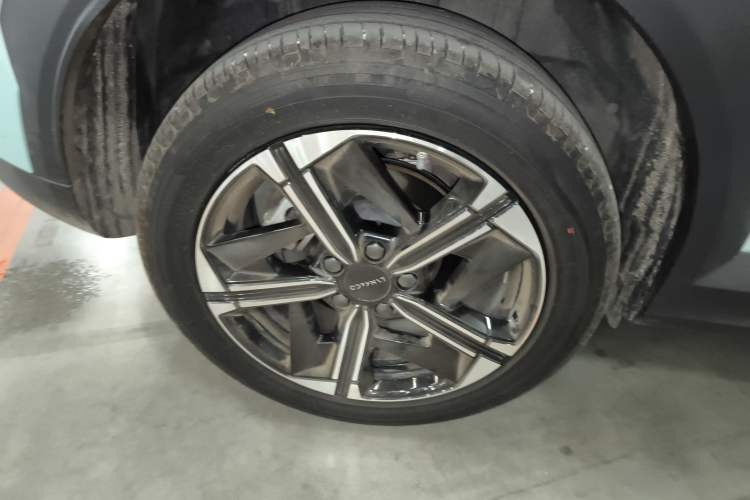 Used Lynk & Co 06 EM-P 2023 EM-P 126 Long-Range Halo