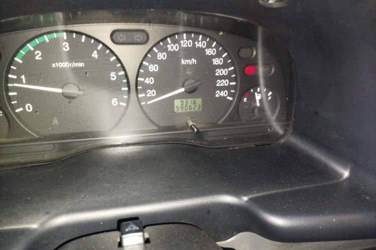 Used Ford Classic Transit 2015 2.8T Diesel Multi-Function Vehicle Short Wheelbase 6-Seater Mid-Roof Edition JX493ZLQ4