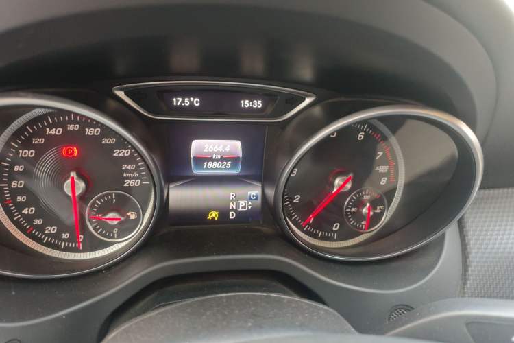 Used Mercedes-Benz GLA 2017 GLA 200 Fashion Model
