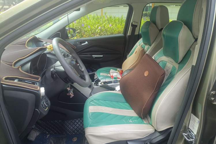 Used Ford Kuga 2013 1.6L GTDi Two-Wheel-Drive Trend Model