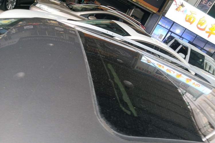 Used Volkswagen Gran Lavida 2015 230TSI DSG Luxury Edition Roof