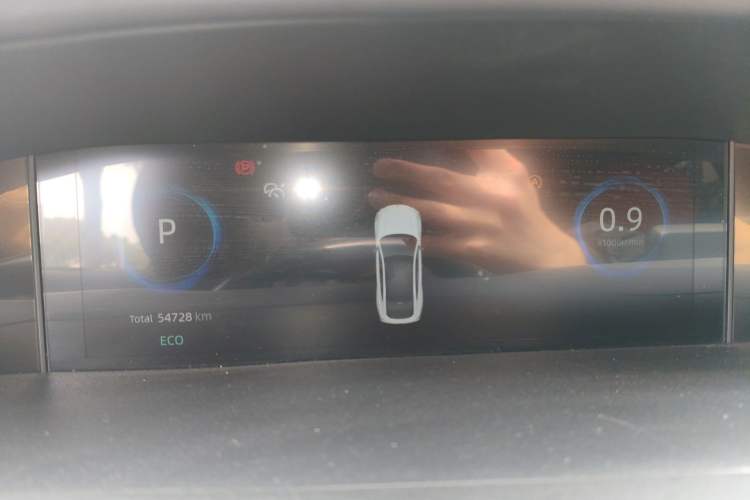 Used CHANGAN UNI-V 2023 1.5T Prestige Model
