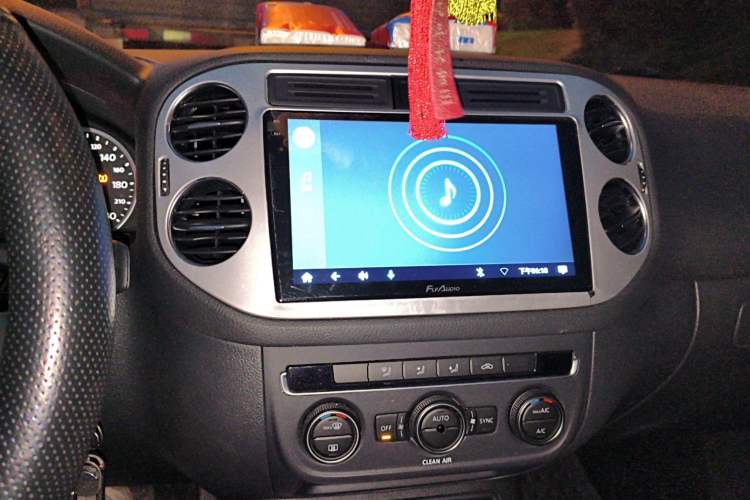 Used Volkswagen Tiguan L 2016 280TSI Automatic Two-Wheel Drive Silk Road Comfort Edition