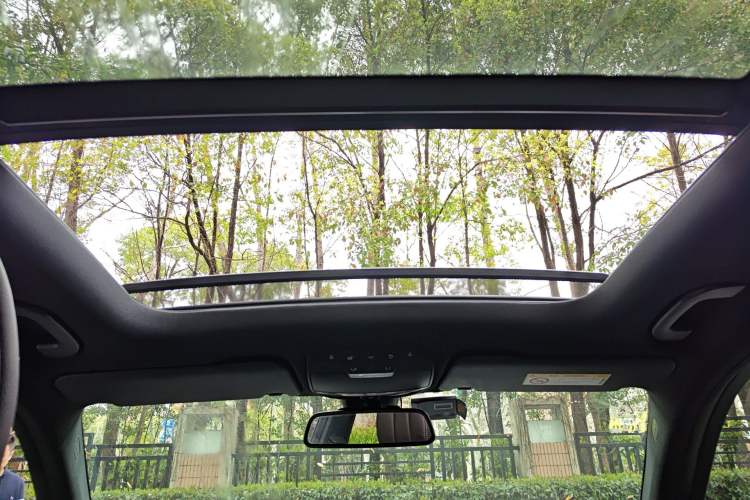 Used Mercedes-Benz GLC 2017 GLC 260 4MATIC Dynamic Edition