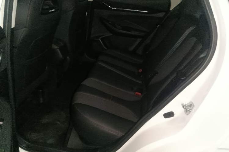 Used CHANGAN OSHAN X5 2021 Revised Version 1.5T DCT Luxury Edition
