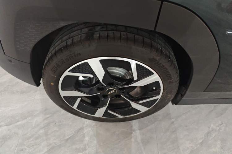 Used MINI Electric ACEMAN 2024 E Classic Edition Right Rear Wheel Hub