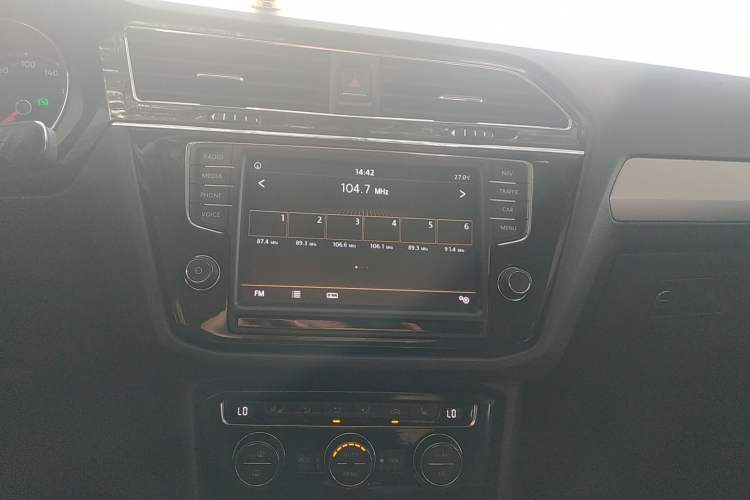 Used Volkswagen Tiguan L 2018 330TSI Automatic Two-Wheel Drive Luxury Edition