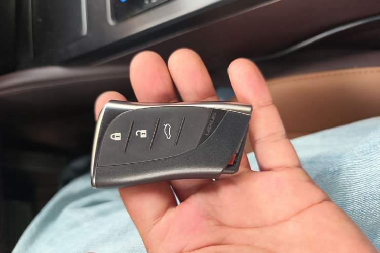 Used Lexus ES 2020 200 Excellence Edition
