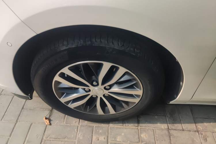 Used Buick GL8 2020 ES Land Cruiser 653T Luxury Edition
