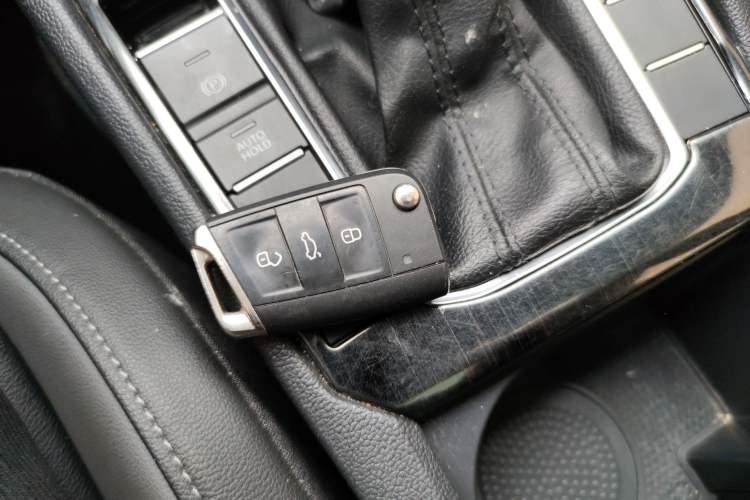 Used Volkswagen Sagitar 2020 280TSI DSG Comfort Version China VI Standard Vehicle Key