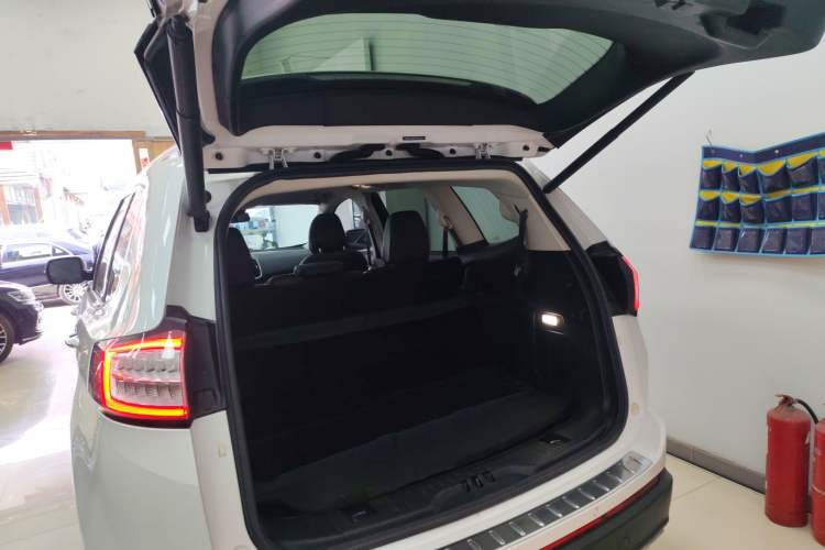 Used Ford Edge 2015 2.0T GTDi Four-Wheel Drive Prestige Model