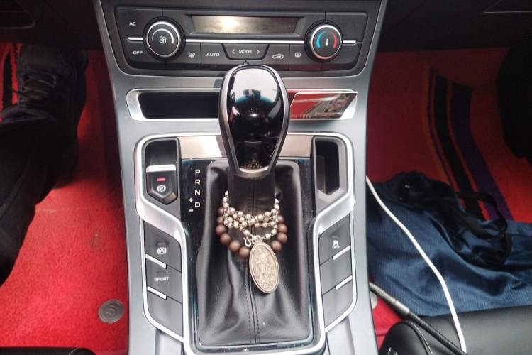 Used Geely Auto Emgrand 2019 Leading Edition 1.5L CVT Upward-Connected Model China VI Standard