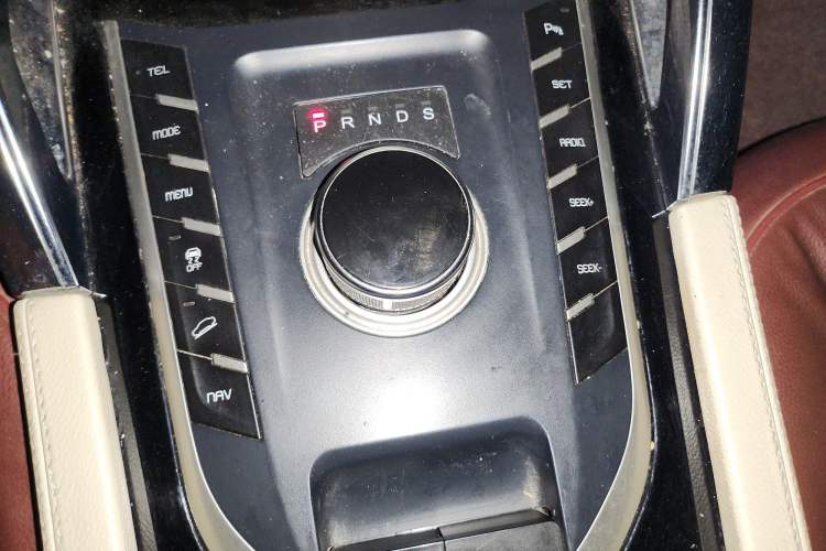 Used Zotye T700 2017 1.8T Dual-Clutch Prestige Model
