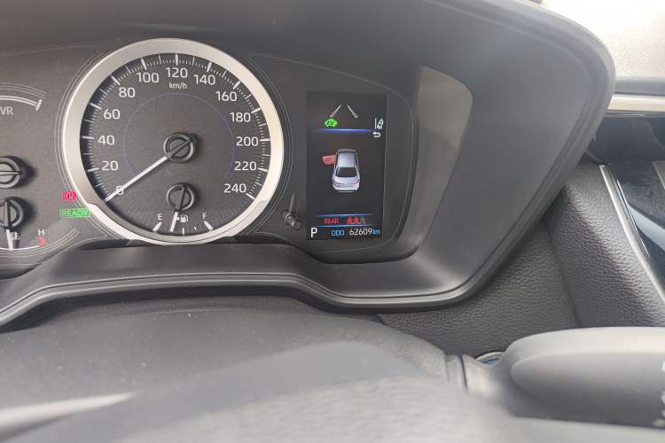 Used Toyota Levin 2022 Dual-Engine 1.8H E-CVT Luxury Edition Odometer Close Up