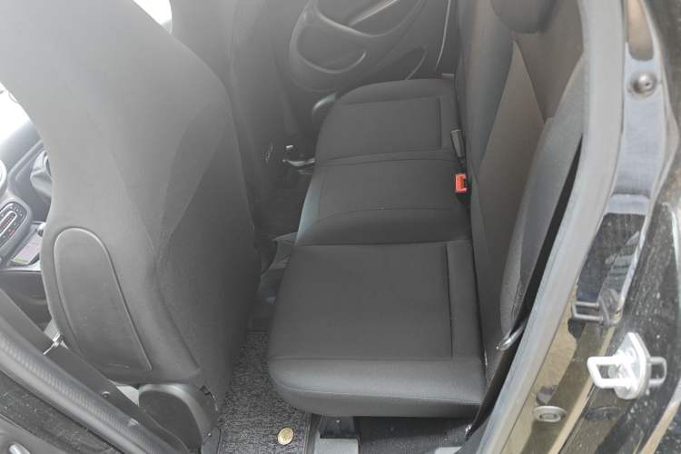 Used smart forfour 2016 1.0L 52 kW Dynamic Edition Left Rear Seat