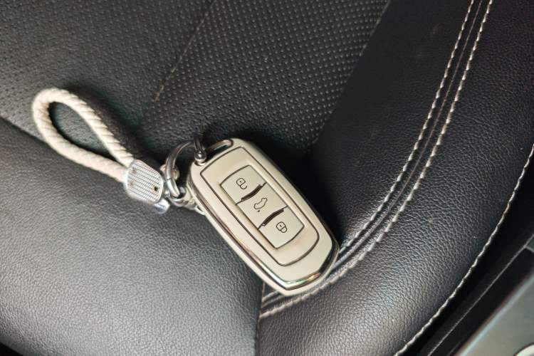 Used Geely Auto Vision X3 2020 1.5L CVT Luxury Model Vehicle Key
