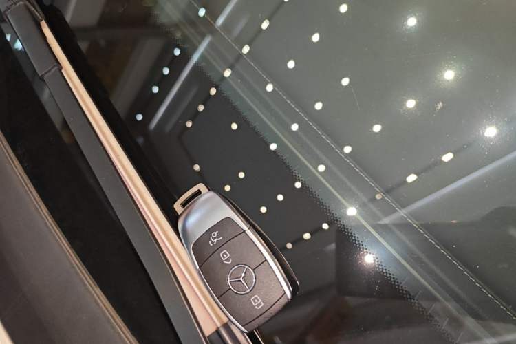 Used Mercedes-Benz GLC 2020 GLC 300 L 4MATIC Dynamic Edition Interior 1