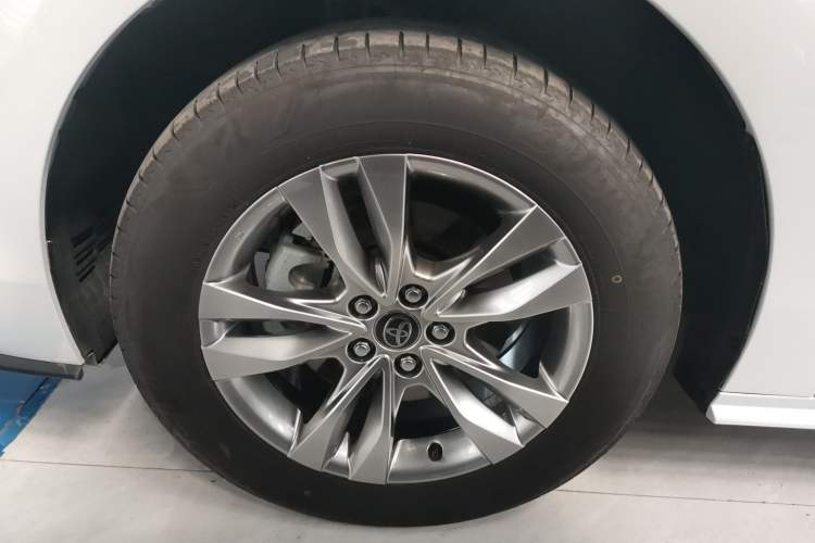 Used Toyota SIENNA 2024 2.5L Hybrid Comfort Edition