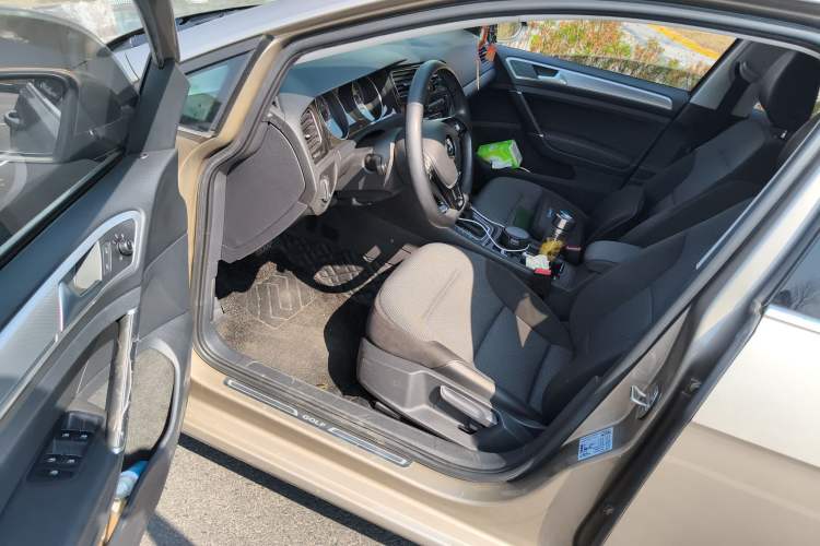 Used Volkswagen Golf 2019 280TSI DSG Comfort Version China V Standard
