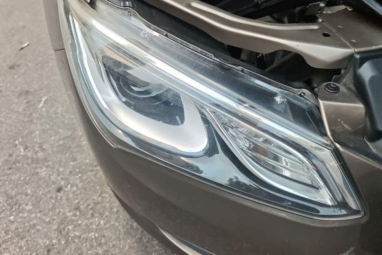 Used Buick GT 2016 15N Manual Entry-Level Trim Right Front Headlight