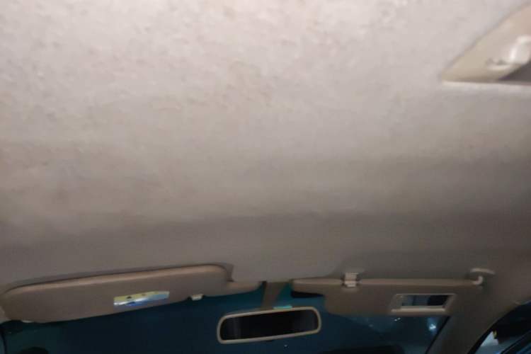 Used BYD F3 2015 Energy-Saving Edition 1.5L Manual Luxury Model Headliner