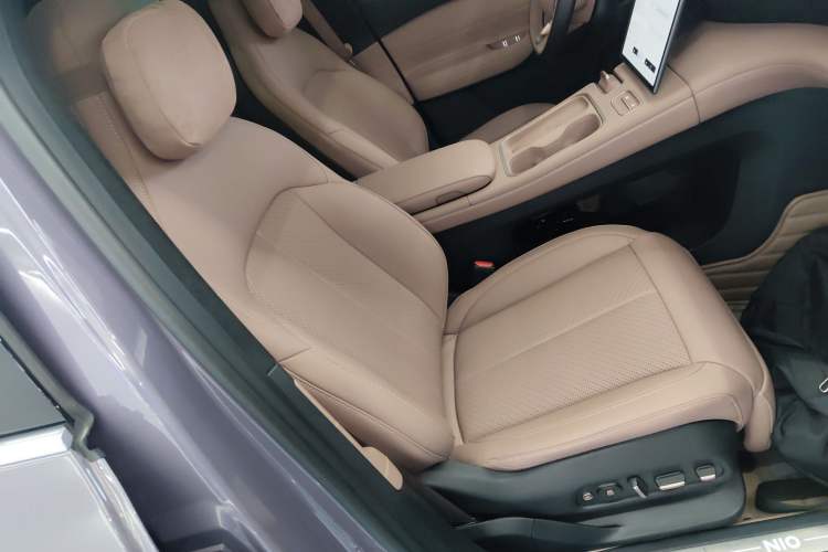 Used Nio ES6 2023 75 kWh
