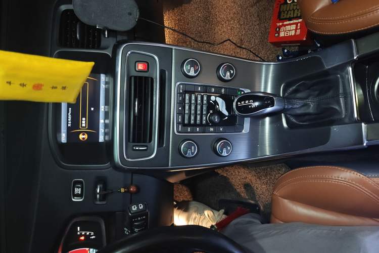 Used Volvo V60 2014 T5 Zhiya Edition