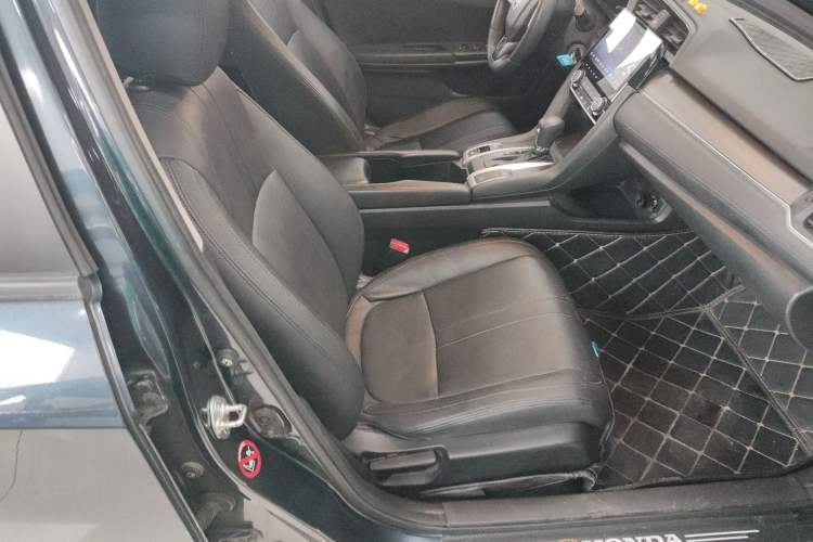 Used Honda Civic 2016 180TURBO CVT Comfort Version