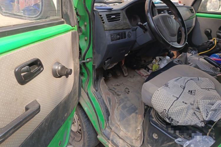 Used Jinbei Hiace X30 2016 1.3L Van Standard Edition DLCG12 Driver Seat