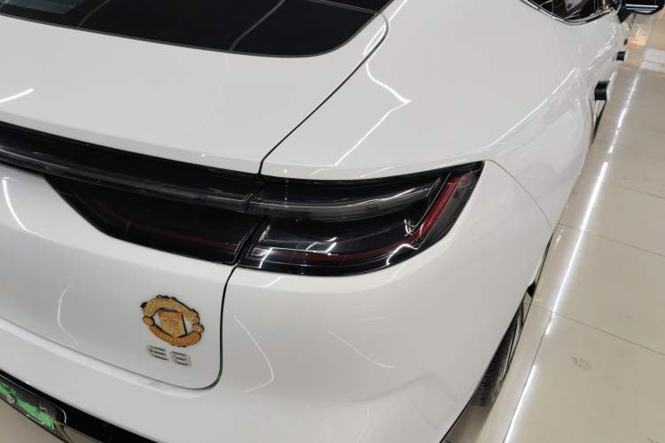 Used Geely Galaxy E8 2024 665 km Range Rear-Drive Starship Long-Range Version
