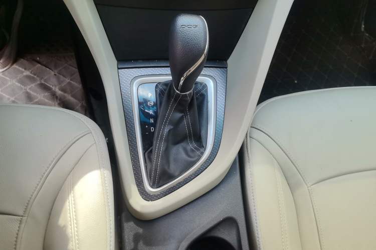 Used Buick GT 2019 15T Dual-Clutch Connected Elite Model China VI