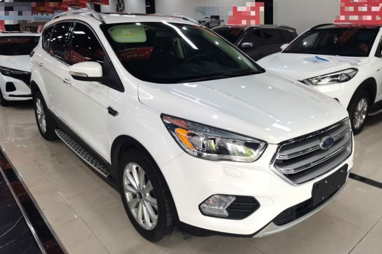 Used Ford Kuga 2018 EcoBoost 180 Two-Wheel-Drive Luxury Wing Edition Front Right 45 Deg
