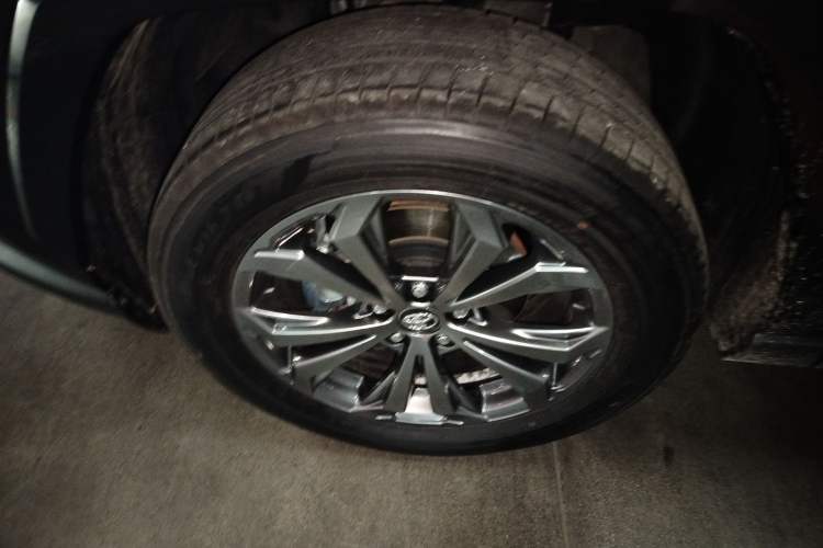 Used Toyota RAV4 2024 2.0L CVT Two-Wheel Drive Fashion Plus Edition
