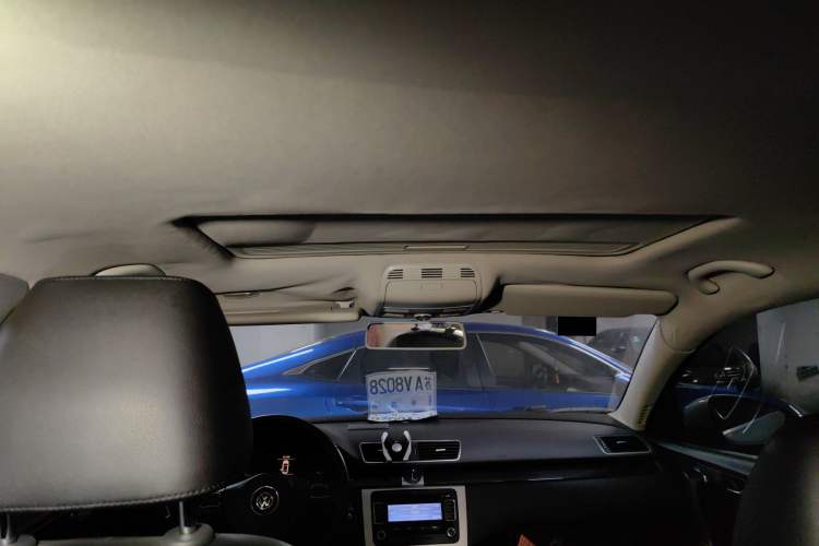 Used Volkswagen Magotan 2012 Revised 1.8TSI Luxury Version Headliner