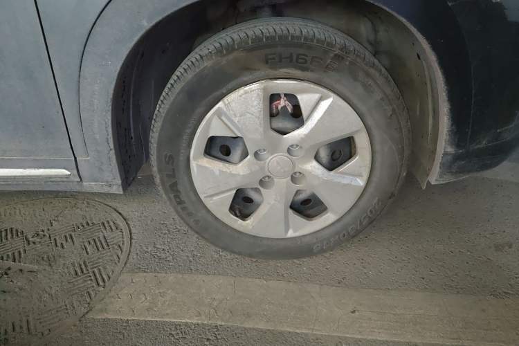 Used Wuling Alvez 2022 1.5L Manual Free-Style Model