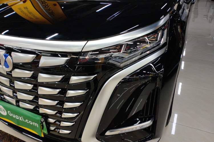 Used Denza D9 2024 DM-i 1050 Luxury Model Left Front Headlight