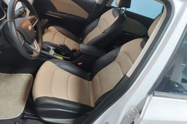 Used Chevrolet Monza 2020 320 Automatic Enjoyment Edition
