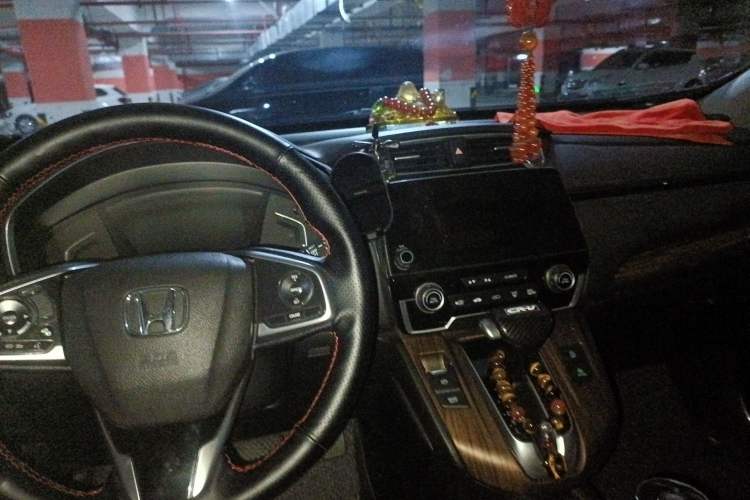 Used Honda CR-V 2017 240TURBO CVT Front-Wheel Drive Fashion Edition