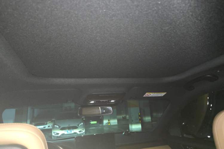 Used Lincoln Corsair 2020 2.0T Two-Wheel Drive Luxury Edition Headliner